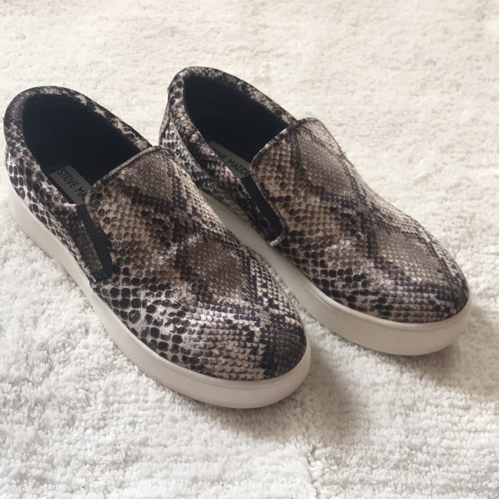 Steve Madden Snakeskin Pattern Platforms